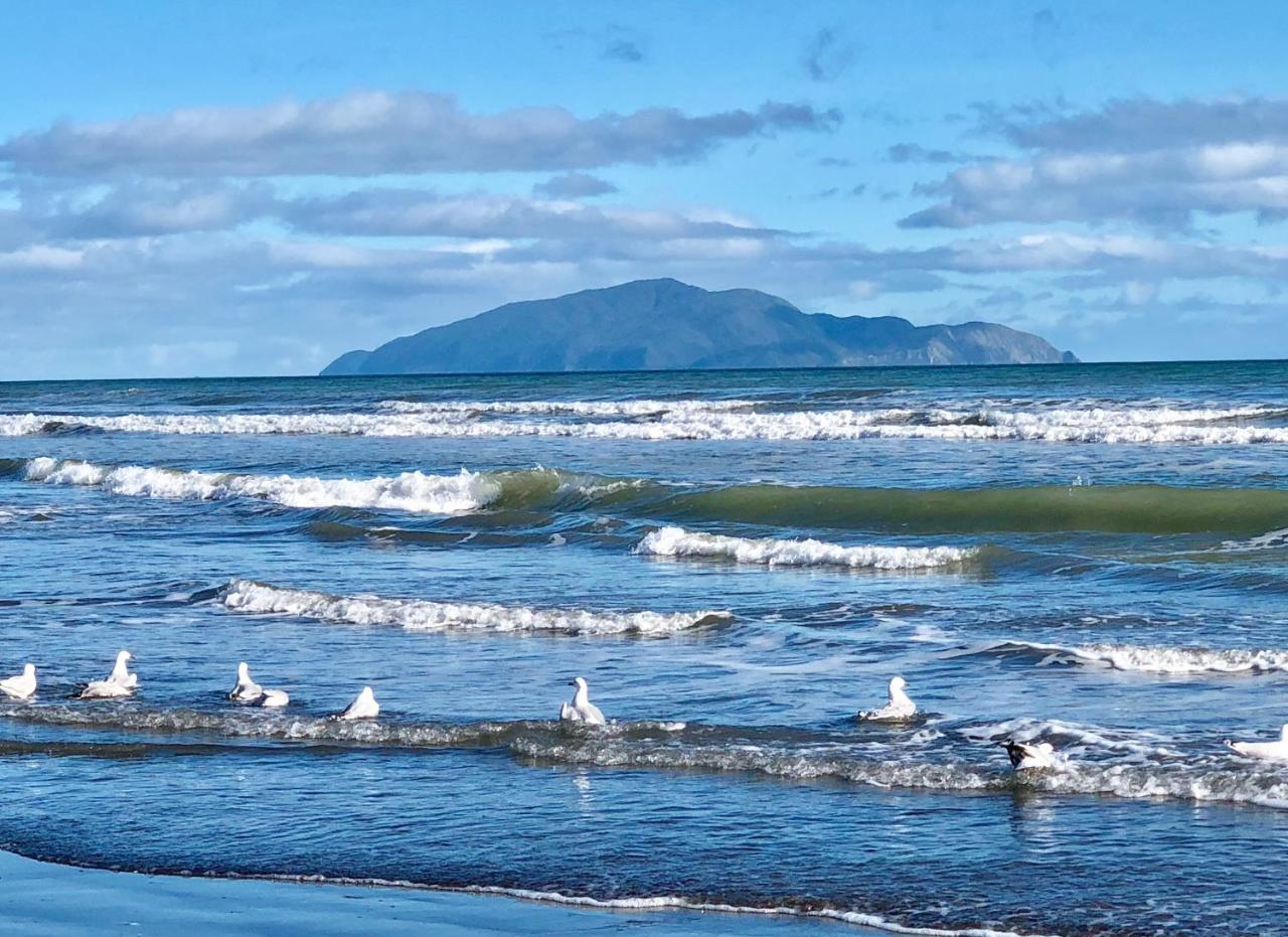 Otaki Beachfront Getaway Εξωτερικό φωτογραφία
